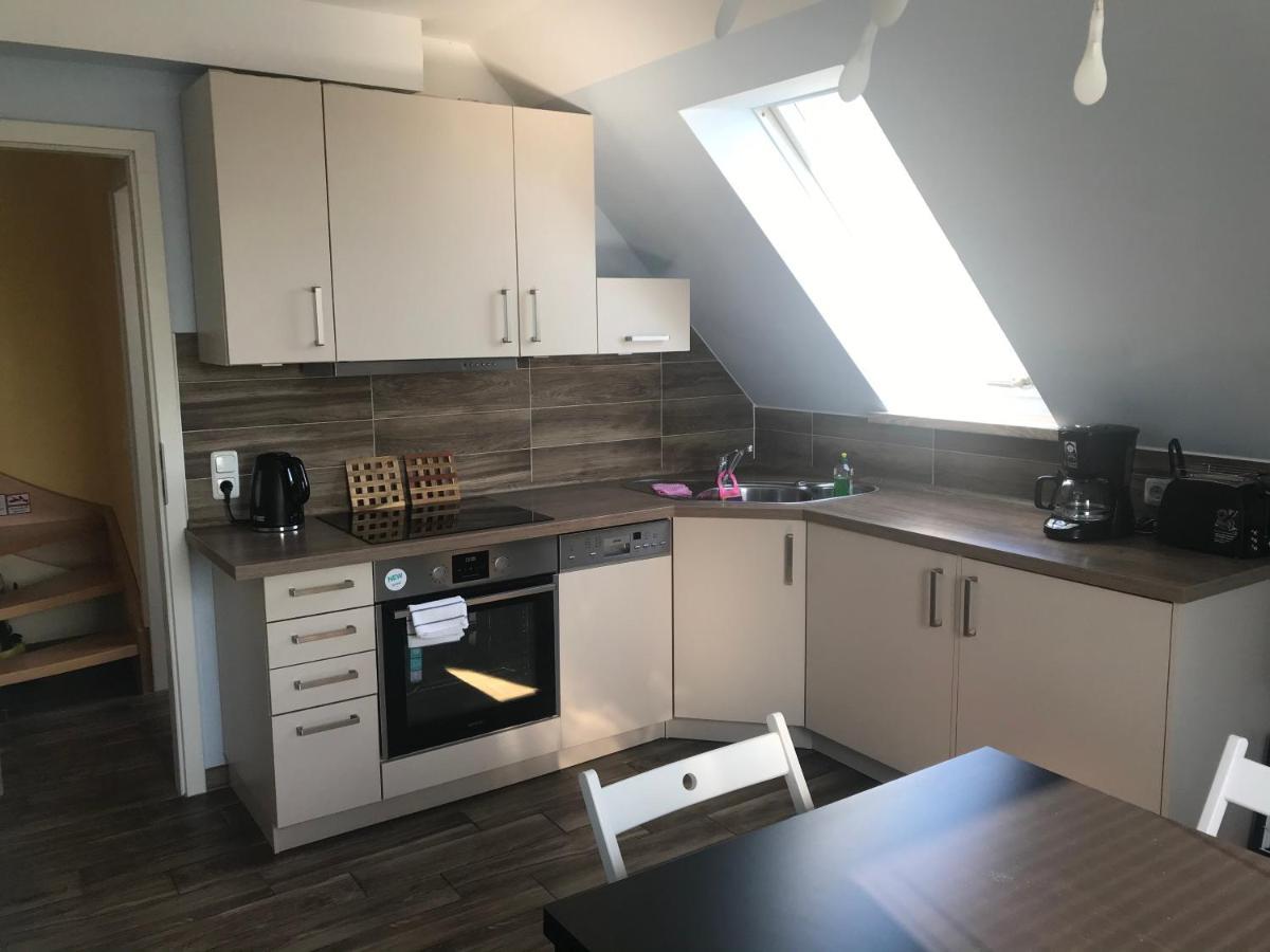 Ferienwohnung Am Uniklinik Любек Екстериор снимка